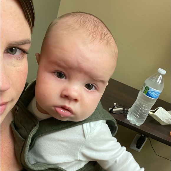 Meet your Posher, Amber - Picture 2 of 4